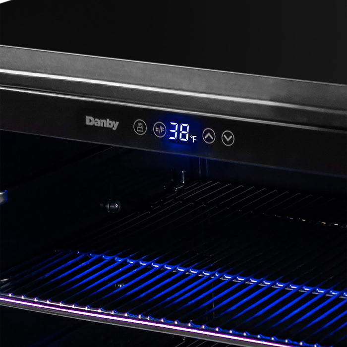 Refroidisseur à boissons Danby de 5,7 pi³ pour 154 canettes - acier inoxydable - DBC057A1BSS