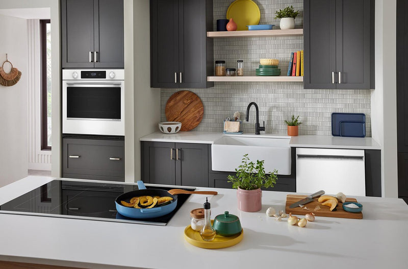  Four mural simple électrique intelligent KitchenAid de 30 po - blanc - KOES730SWH