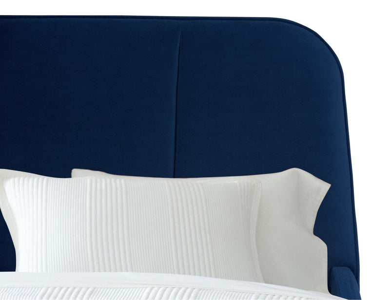 Lit plateforme rembourré Mave en tissu de velours bleu - format grand lit
