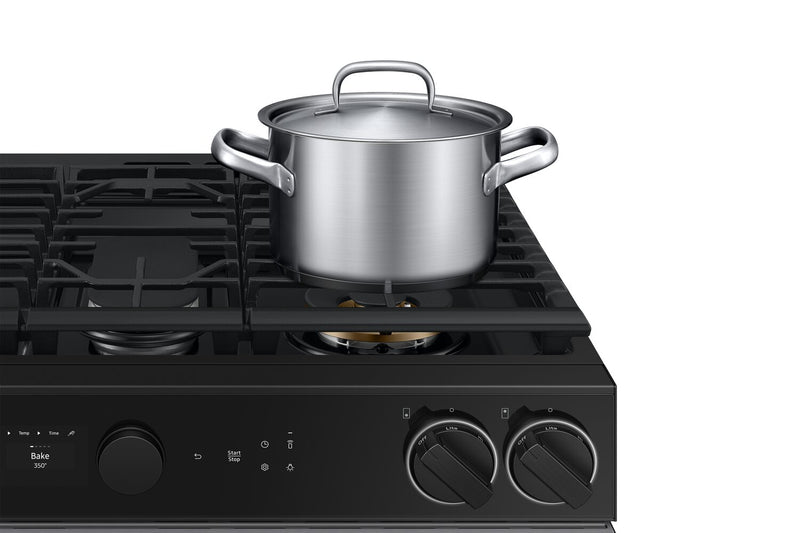 Cuisinière intelligente à gaz encastrée Samsung de 6 pi³ avec caméra de four - acier inoxydable - NSG6DG8700SRAA