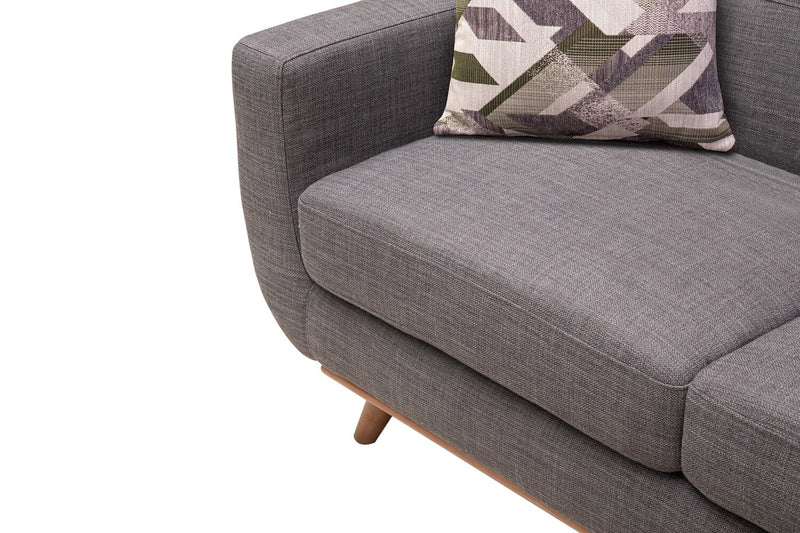 Causeuse Freeman de Kort & Co. de 63 po en tissu d’apparence lin avec pattes en bois et coussins de dossier capitonnés - gris anthracite