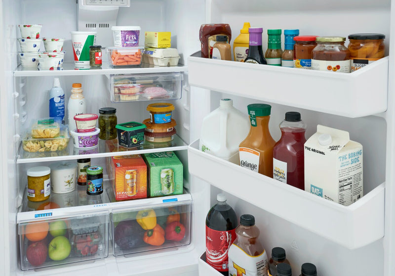 Réfrigérateur Frigidaire de 18 pi3 et de 30 po à congélateur supérieur - acier inoxydable résistant aux traces de doigts - FRTE1835AV