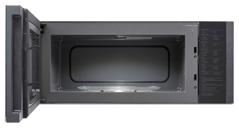 Four à micro-ondes à hotte intégrée intelligent à profil bas LG de 1,3 pi3 avec cuisson par capteur - MVEF1337F