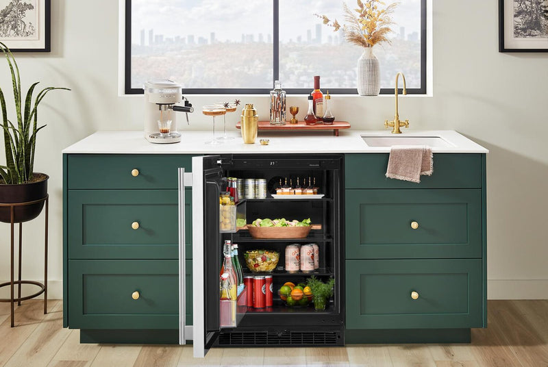 Réfrigérateur KitchenAid de 24 po sous le comptoir à panneau personnalisable - noir et acier inoxydable - KURL124SSB