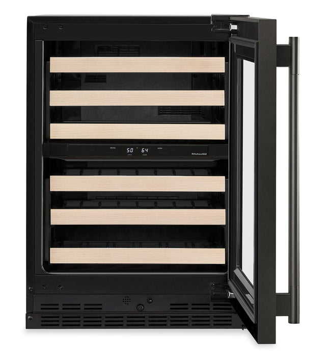 Cellier à vin KitchenAid de 24 po sous le comptoir avec grilles à extension complète à devant en bois - Minerai noir - KUWR524SBE