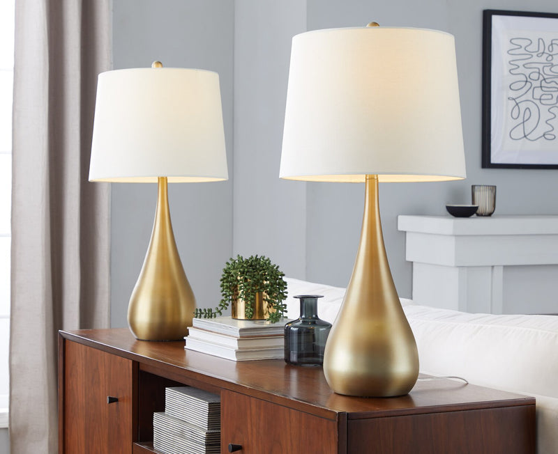 Lampe de table Cassie de 29 po en métal avec abat-jour en lin blanc - dorée