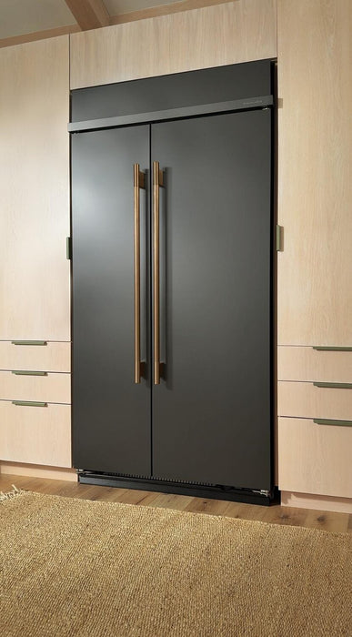 Réfrigérateur encastré KitchenAid de 25,5 pi3 et de 42 po à compartiments juxtaposés - minerai noir - KBSN742SBE