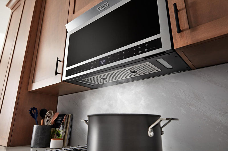 Four grille-pain et à micro-ondes à hotte intégrée Maytag de 1,1 pi3 à installation affleurée - acier inoxydable - YMMMF8030PZ