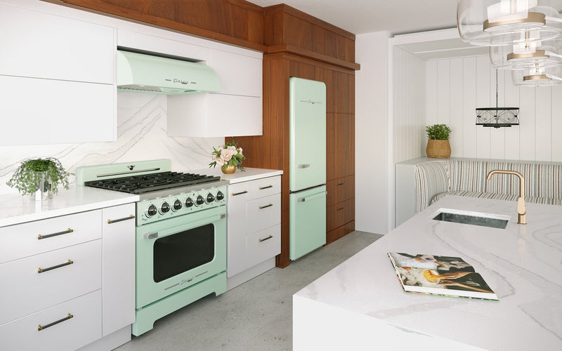 Cuisinière à gaz Classic Rétro par Unique de 36 po et de 5,2 pi3 à 6 brûleurs avec convection - vert menthe estival - UGP-36CR LG