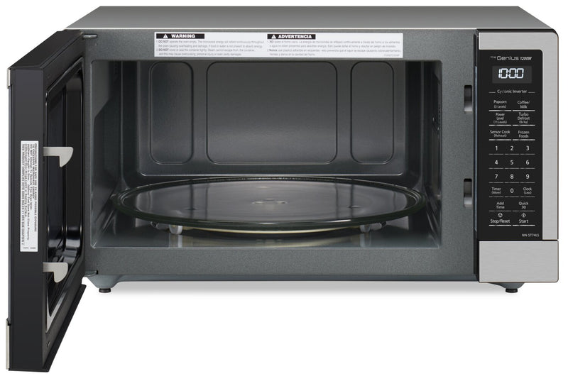 Four à micro-ondes de comptoir Panasonic de 1,2345 pi3 avec technologie InverterMD à cyclones - NNST74LSC