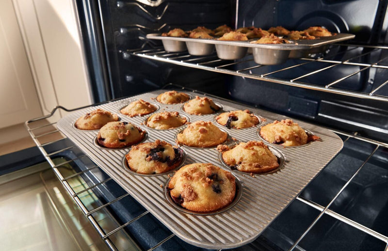Cuisinière électrique Whirlpool de 5,3 pi3 avec friture à air sans préchauffage - blanche - YWFES5030RW