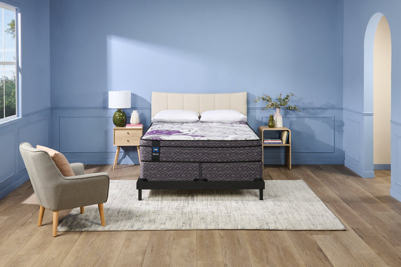 Ensemble Matelas à Euro-plateau Fiore 2.0 PosturepedicMD de Sealy pour très grand lit