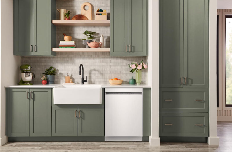 Lave-vaisselle KitchenAid de 24 po et de 47 dBA avec panier à ustensiles sur le troisième niveau - blanc - KDFS224SWH 