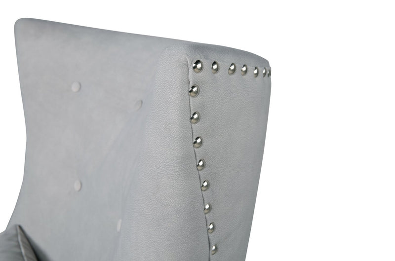 Fauteuil d’appoint Haden de 30 po en tissu de suédine avec base en bois et bordure de clous décoratifs - gris tourterelle Walks