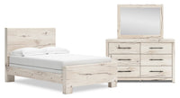 Ensemble de chambre à coucher Derekson 5 pièces blanc rustique avec lit à panneaux, commode et miroir - format lit double