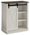 Armoire décorative Bristow de 31 po avec tablettes et porte de grange coulissante - chêne blanc