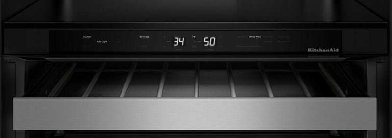 Refroidisseur à boissons KitchenAid de 24 po avec grilles à devant en bois - minerai noir - KUBL524SJP