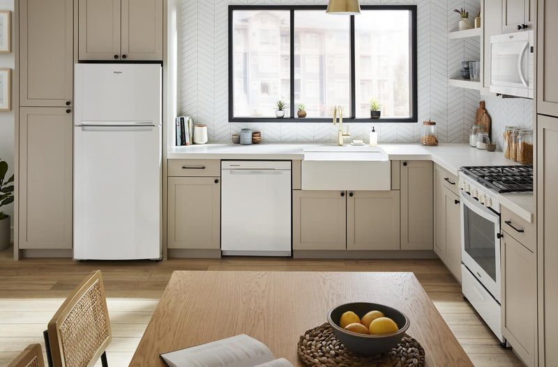 Réfrigérateur Whirlpool de 16,3 pi³ et de 28 po à congélateur supérieur - blanc - WRTX5328PW