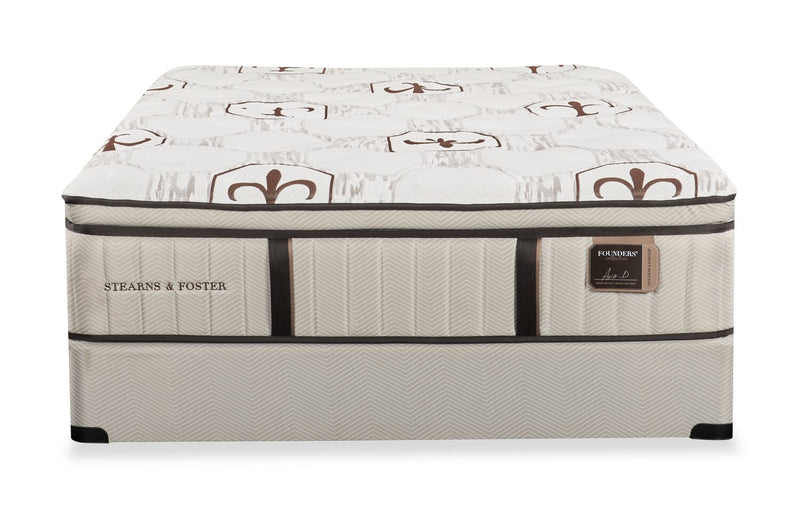 Ensemble matelas moyen luxueux à plateau-coussin Burnley de Stearns & Foster pour lit double