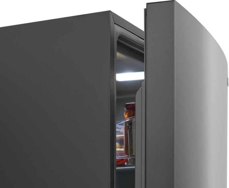 Réfrigérateur Frigidaire de 20 pi3 et de 32,6 po à 1 porte qui convient à une installation dans un garage - FRAE2022AF