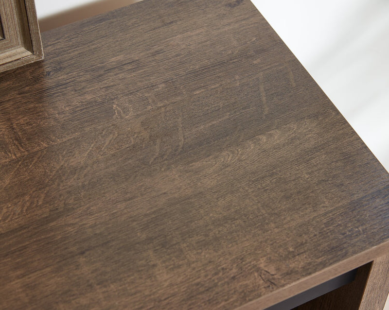 Armoire décorative Corbin de 47,25 po avec portes de grange coulissantes - chêne noyer