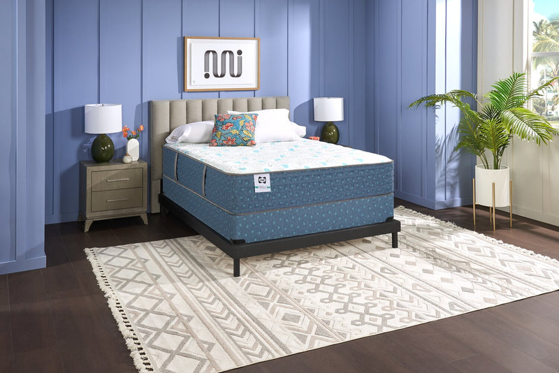 Sommier à profil bas Resort Luxury Posturepedic Crown Jewel de Sealy 2025 pour lit double