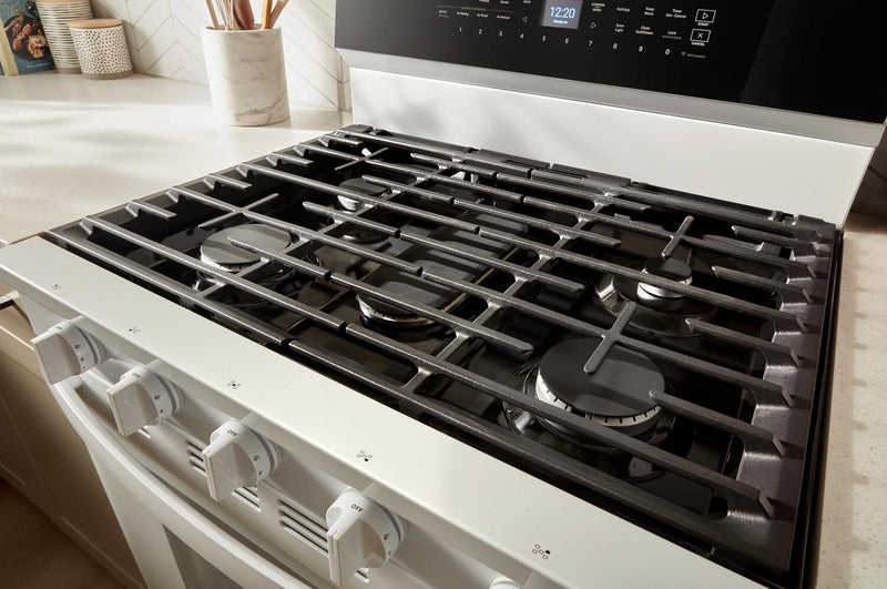 Cuisinière intelligente à gaz Whirlpool de 5 pi³ avec friture à air et autonettoyage - blanche - WFGS7530RW