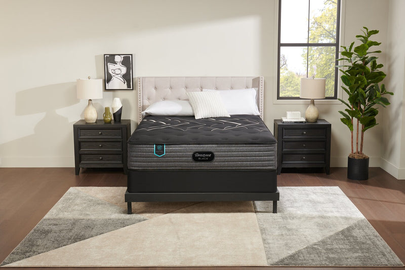 Ensemble matelas ferme à plateau régulier Cornerstone Suite de série Hotel de Beautyrest BlackMD pour lit double