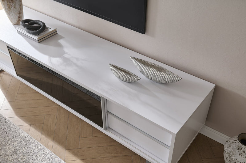 Meuble pour téléviseur moderne Amelia de 89 po x 22 po avec rangement et système de gestion des câbles pour téléviseurs jusqu’à 100 po - deux teintes, blanc et noir