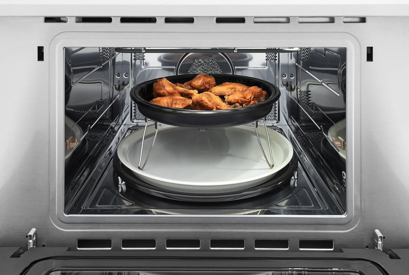 Four à micro-ondes encastré Frigidaire de 30 po à convection avec friture à air - PMBD3081BF