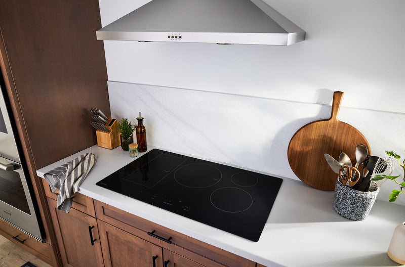 Surface de cuisson à induction Maytag de 36 po à 5 éléments - noire - MCIT8036SB