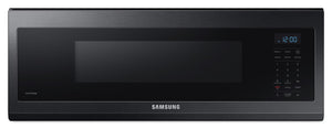 Four à micro-ondes à hotte intégrée Samsung de 1,1 pi³ avec 400 pi³/min - acier inoxydable noir mat - ME11F7510MT/AC