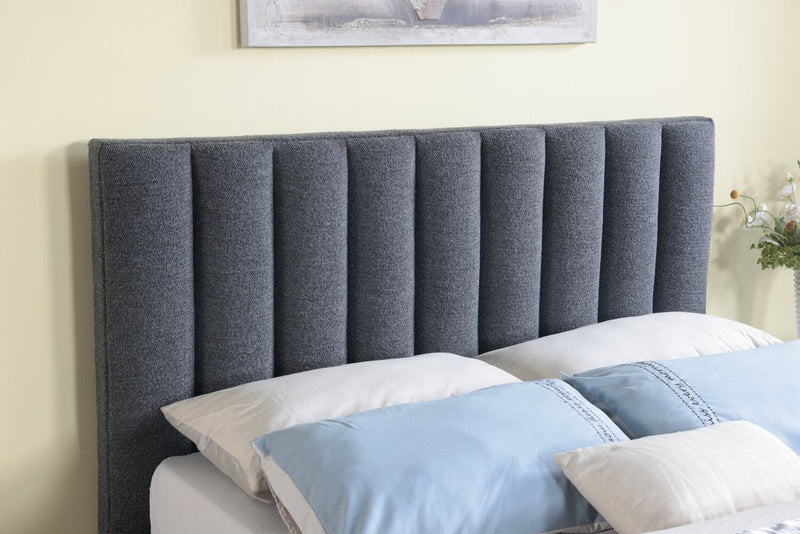 Lit plateforme rembourré Rain de Kort & Co. en tissu anthracite capitonné - format lit double