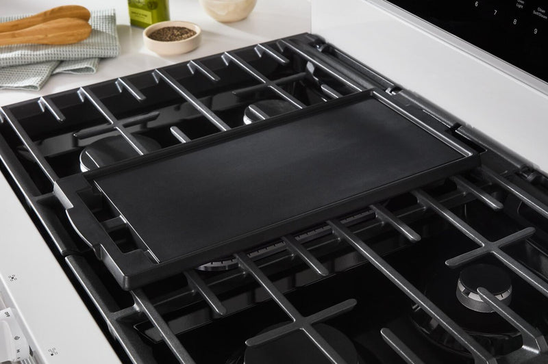 Cuisinière intelligente à gaz Whirlpool de 5 pi³ avec friture à air et autonettoyage - blanche - WFGS7530RW