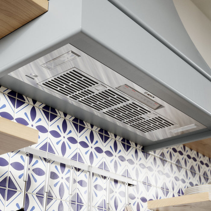 Module de hotte intelligent personnalisable Bosch de série 300 de 36 po et de 300 pi3/min - HUI36253UC 