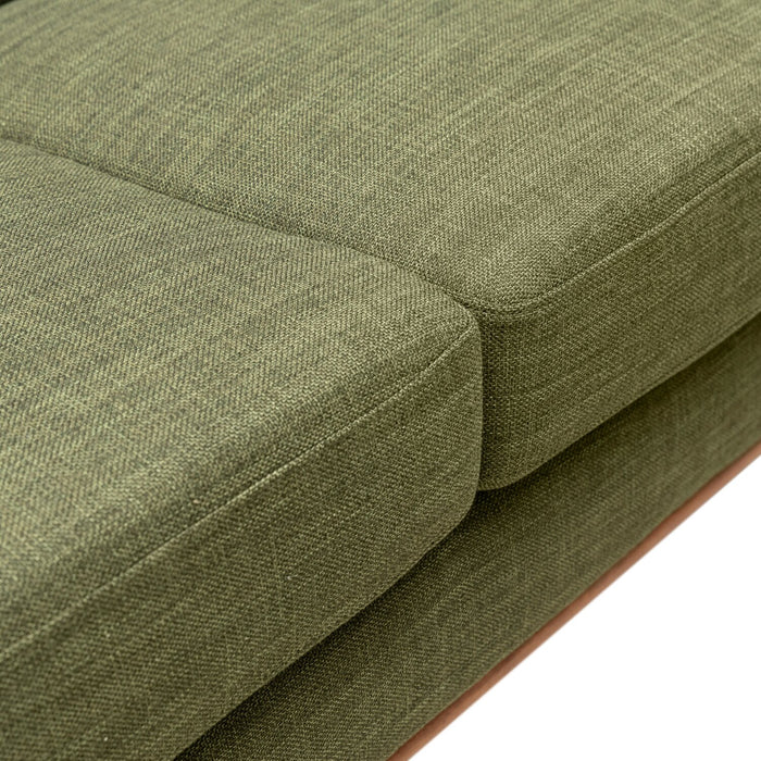 Sofa Freeman de Kort & Co. de 80 po de format condo en tissu d’apparence lin avec base et pattes en bois - vert avocat