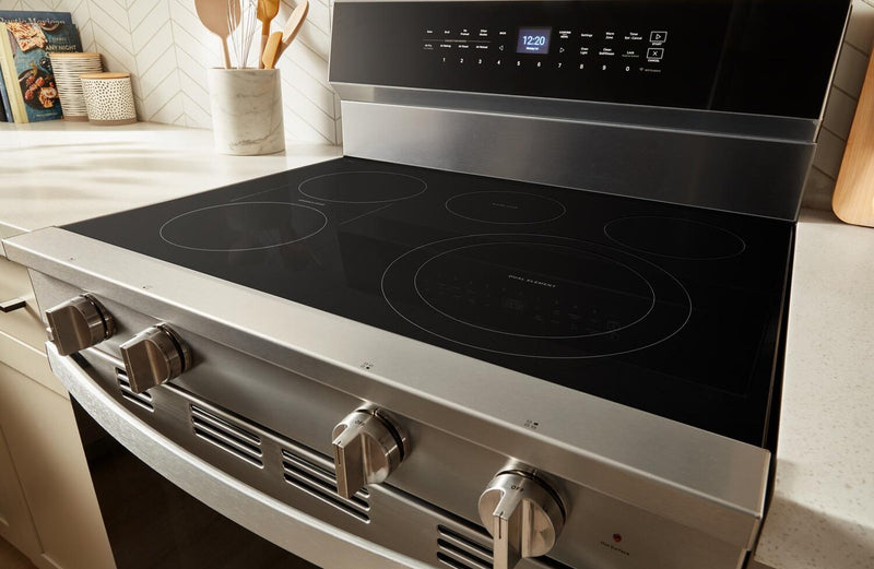 Cuisinière électrique Whirlpool de 5,3 pi3 et de 30 po avec friture à air sans préchauffage - acier inoxydable résistant aux traces de doigts - YWFES7030SZ