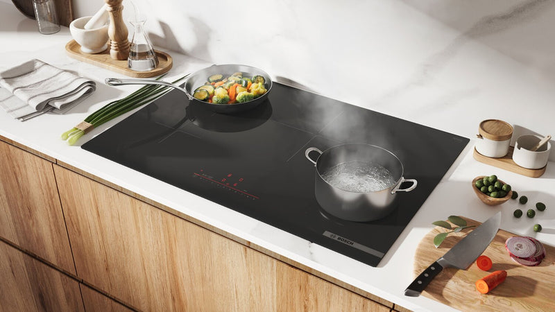 Surface de cuisson à induction Bosch de série 500 de 30 po à 5 brûleurs - NIT5063UC