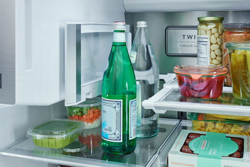 Réfrigérateur 4 portes Frigidaire Professional de 21 pi3 de profondeur comptoir à portes françaises - PRMC2290BF
