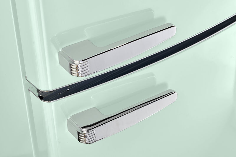 Réfrigérateur Classic Rétro par Unique de 24 po et de 12 pi3 à congélateur inférieur - vert menthe estival - UGP-340L LG AC