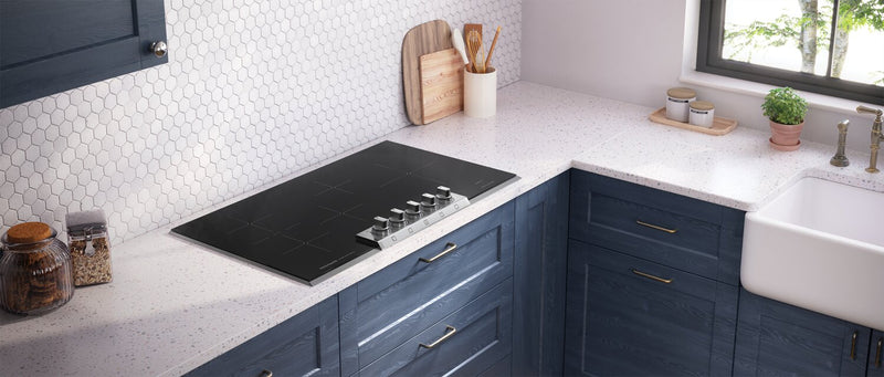 Surface de cuisson à induction Frigidaire Professional de 36 po à 5 brûleurs - acier inoxydable - PCCI3680AF