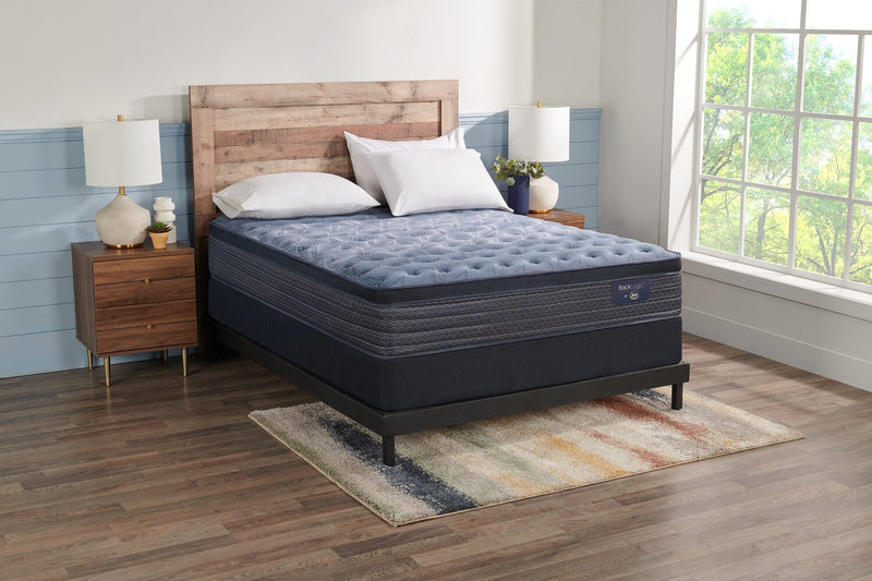 Matelas ferme à Euro-plateau Back Logic 2.0 de Serta pour lit double