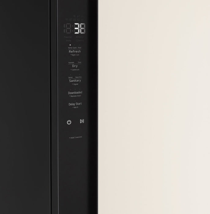 Système d’entretien de vêtements à la vapeur StylerMD de LG avec technologie TrueSteamMD et cintre mobile Dynamique MovingHangerMC - SC5MAR4G