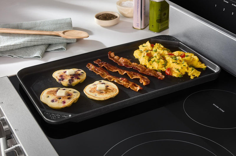 Cuisinière intelligente à gaz Whirlpool de 5 pi³ avec friture à air et autonettoyage - acier inoxydable - WFGS7530RZ