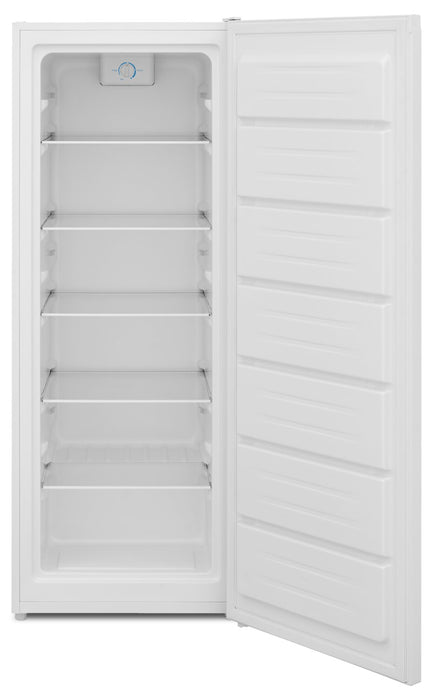 Congélateur vertical Frigidaire de 7 pi3 qui convient à une installation dans un garage - FFUE0726AW