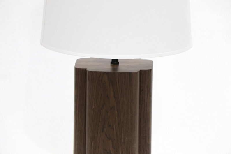 Lampe de table Wren de 28,7 po avec abat-jour en lin - noyer foncé 