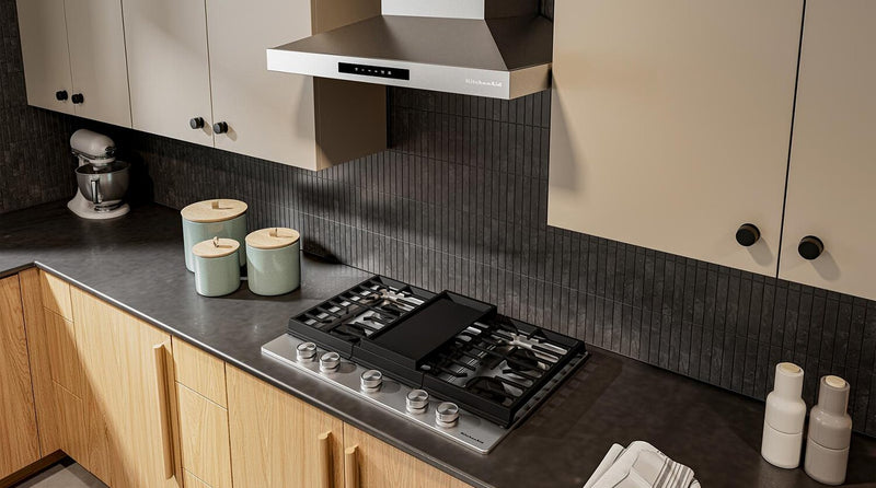 Surface de cuisson KitchenAid au gaz sur métal avec fini CookShield - acier inoxydable - KCGK730SSS