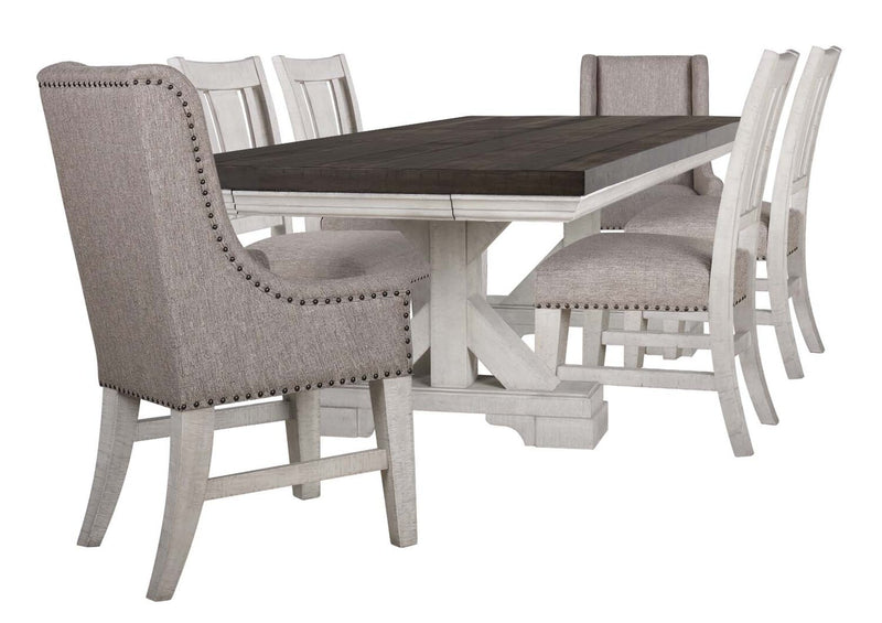 Chaise de salle à manger Willow avec siège coussiné en tissu et bordure de clous décoratifs - blanc rustique