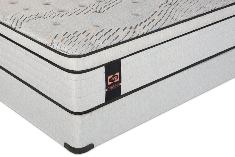 Ensemble Matelas moelleux à Euro-plateau Alora PosturepedicMD Plus de Sealy pour grand lit