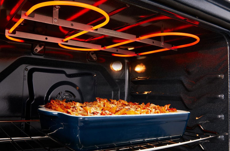 Cuisinière électrique Maytag de 5,3 pi3 et de 30 po avec friture à air sans préchauffage - acier inoxydable résistant aux traces de doigts - YMFES7030SZ